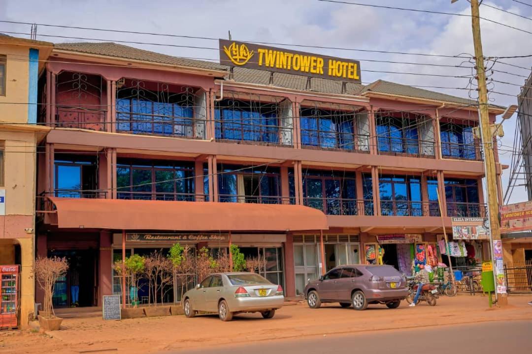 Twin Towers Hotel Kampala Eksteriør billede